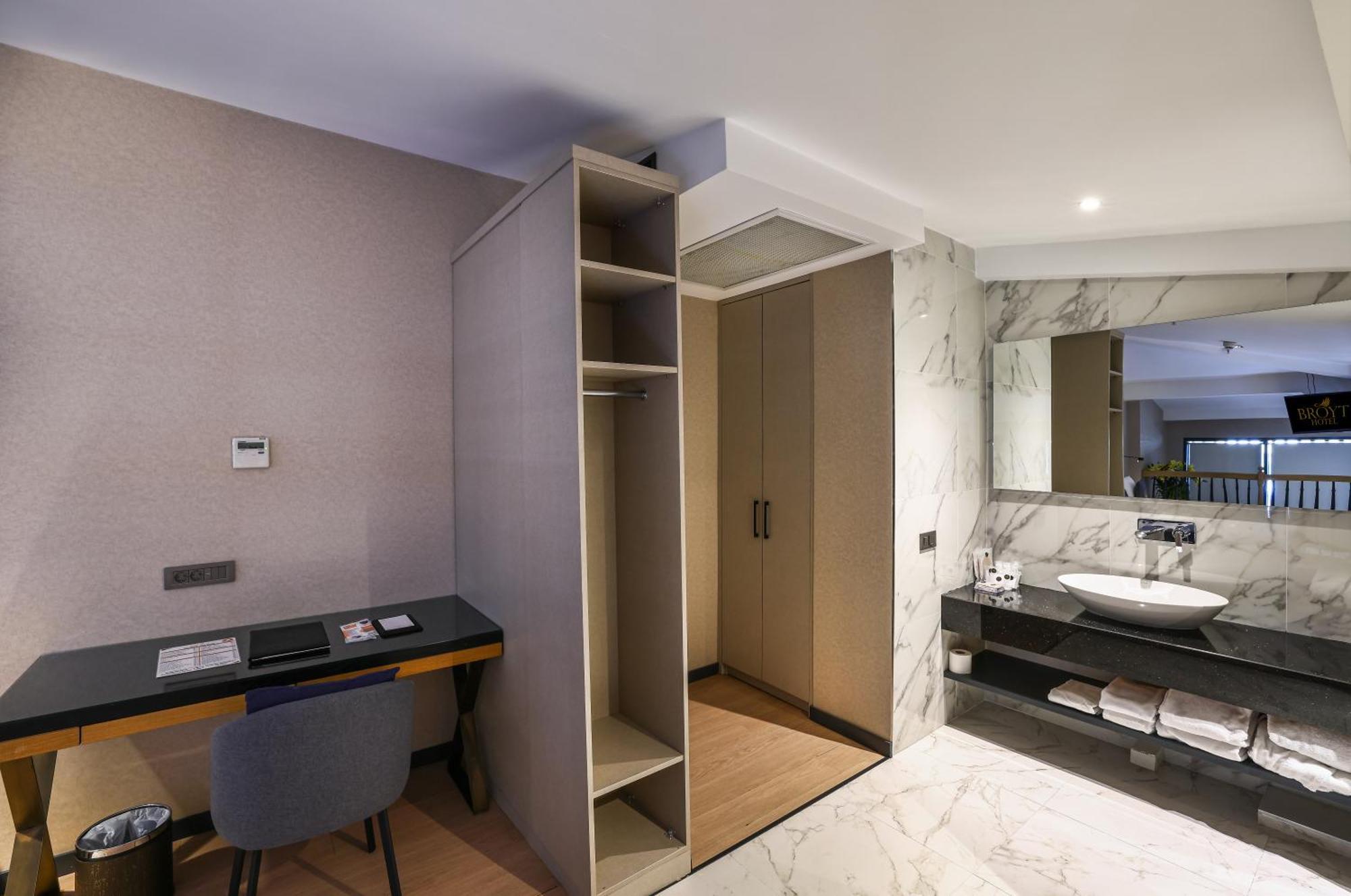 Broyt Hotel اسطنبول المظهر الخارجي الصورة